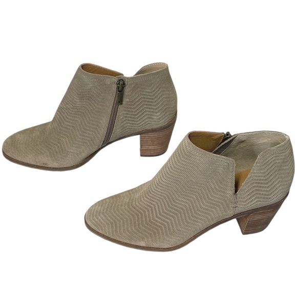 Lucky Brand Block Heeled Booties Suede Tan Beige Leather Boots Western 9M Pickla - Picture 1 of 17